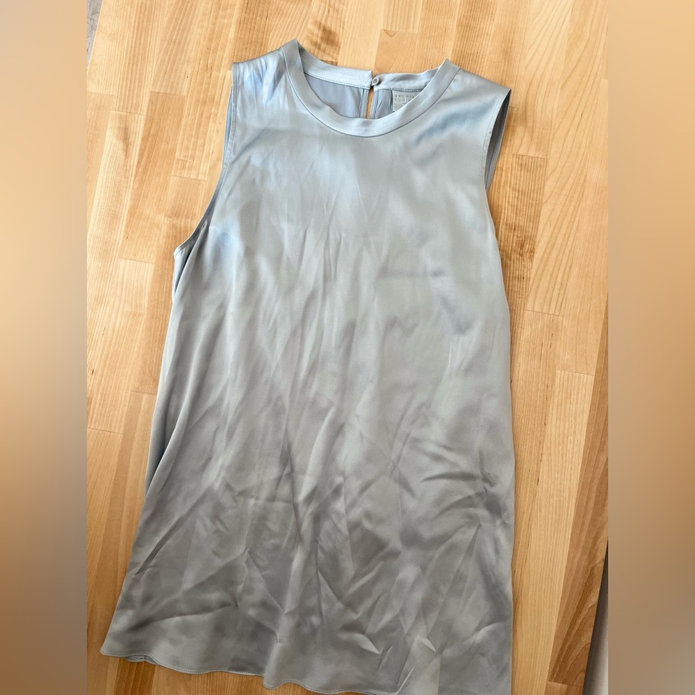 Brunello Cucinelli Light Gray Sleeveless Top